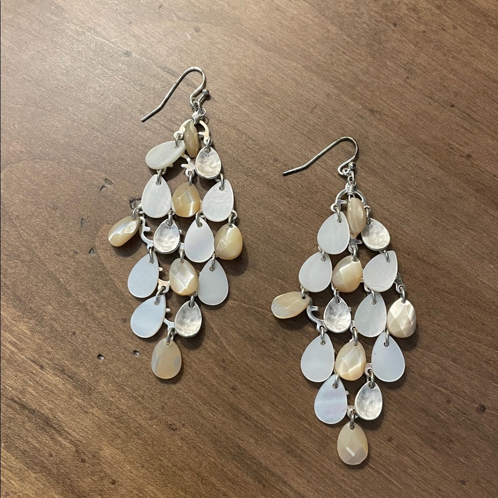 Tommy Bahama Silver and Cream Chandelier Earrings